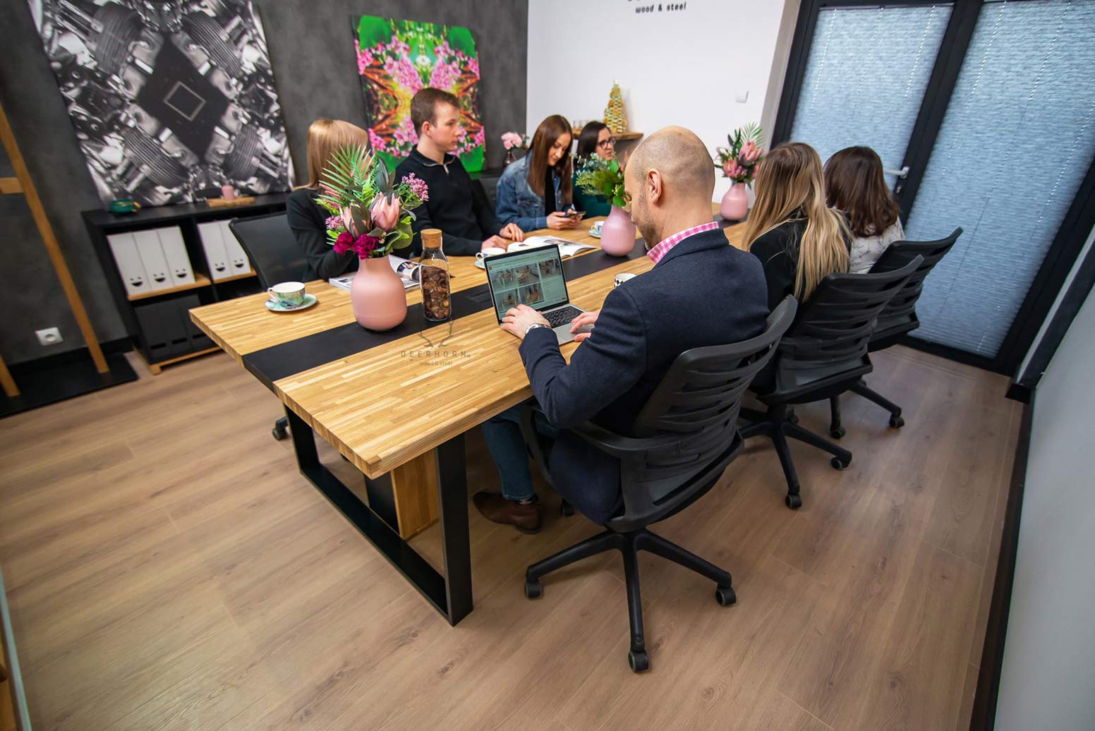 Table de conférence avec plateau en bois 320x110cm avec trous pour câbles