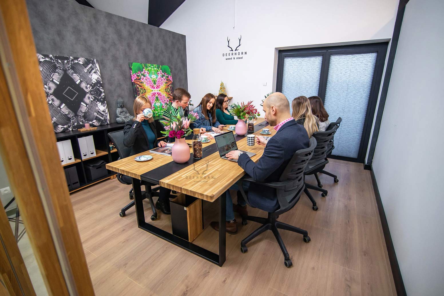 Table de conférence avec plateau en bois 320x110cm avec trous pour câbles