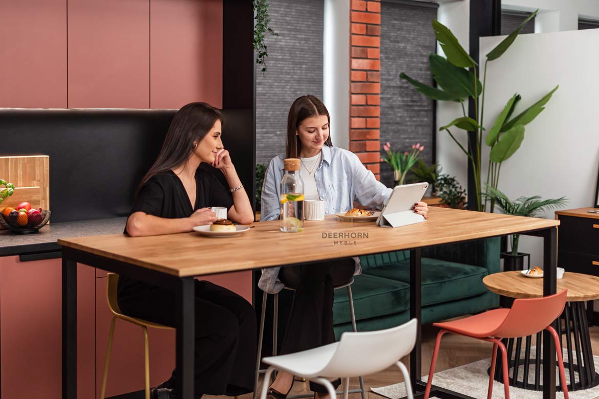 Table rectangulaire pour bureau et salle à manger de style contemporain