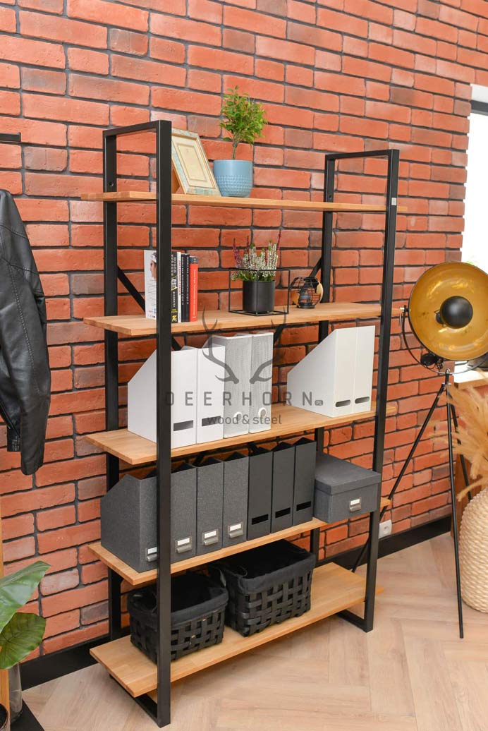 Bibliothèque à la mode pour le bureau ou l'étude avec 5 étagères