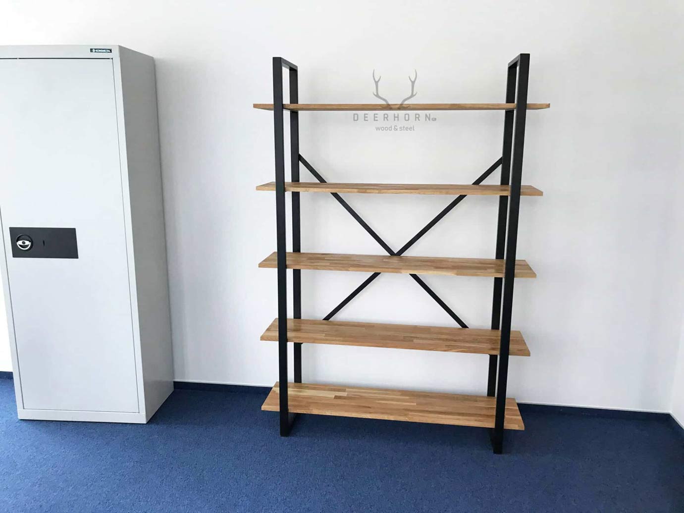 Bibliothèque à la mode pour le bureau ou l'étude avec 5 étagères blanc