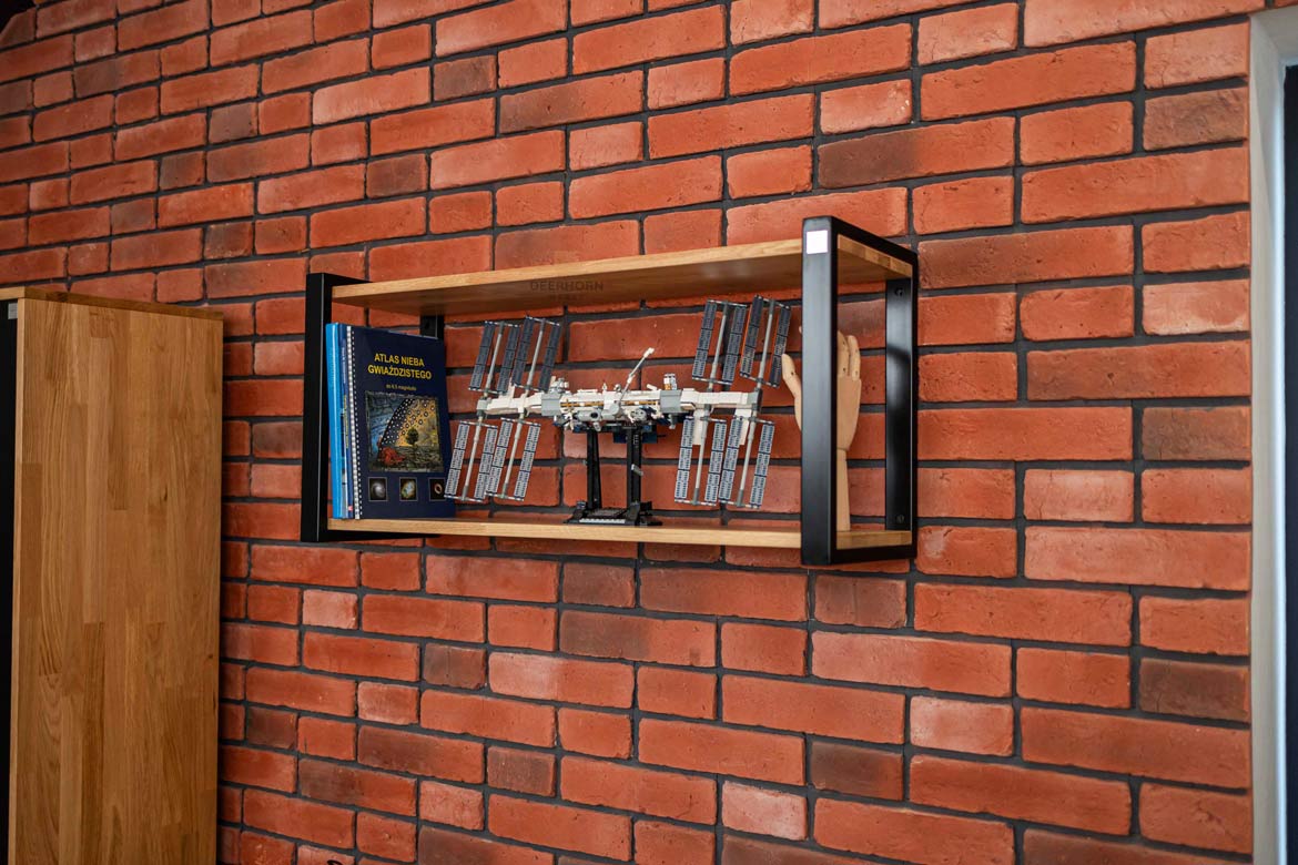 Etagère suspendue de style loft en bois et métal