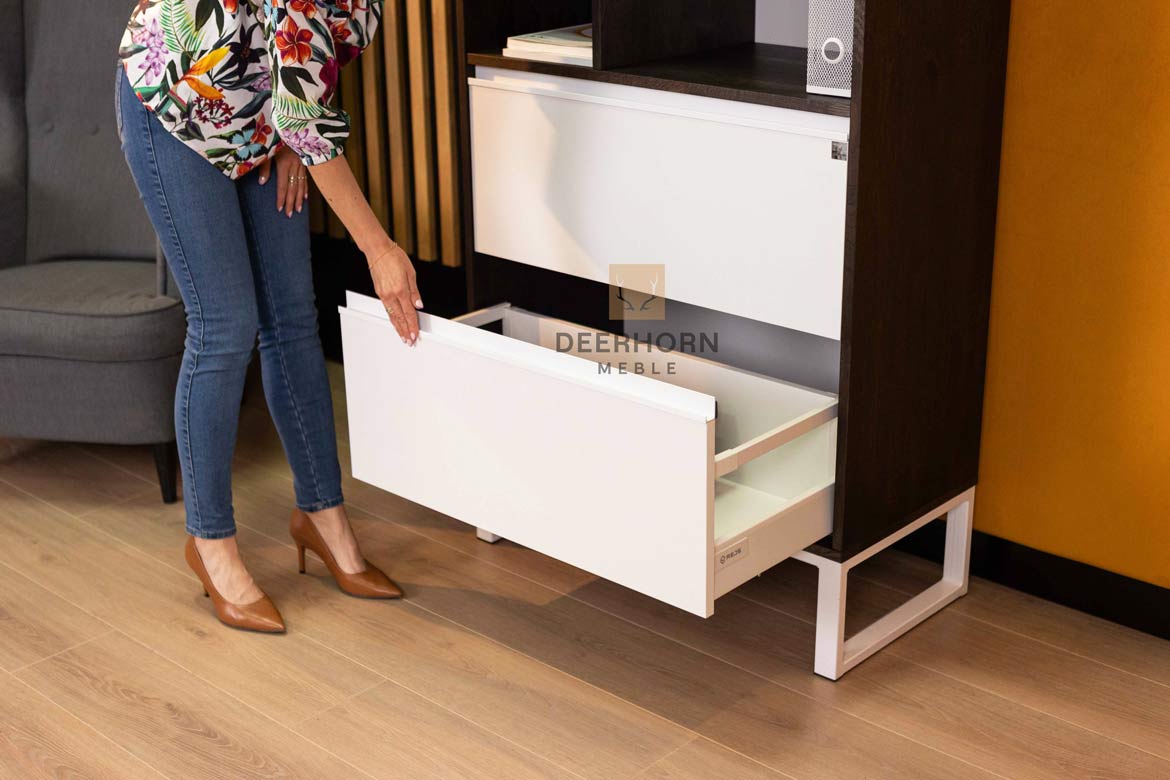 Bibliothèque de bureau en ébène noir avec étagères et deux tiroirs