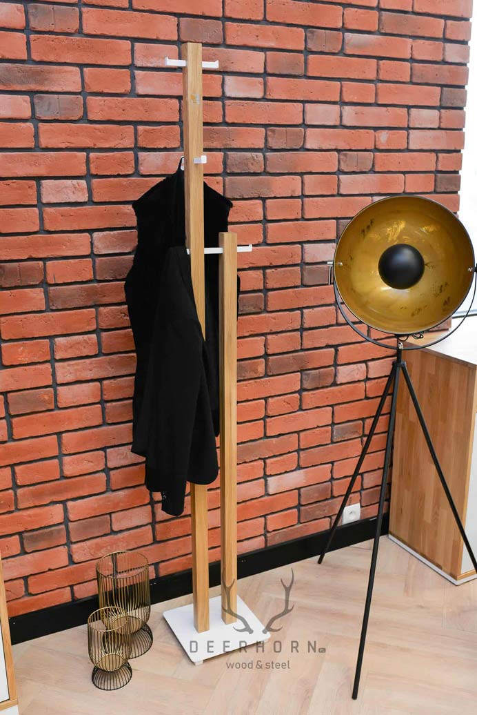 Porte-manteau en bois blanc pour le bureau, l'étude ou le couloir. Mimas