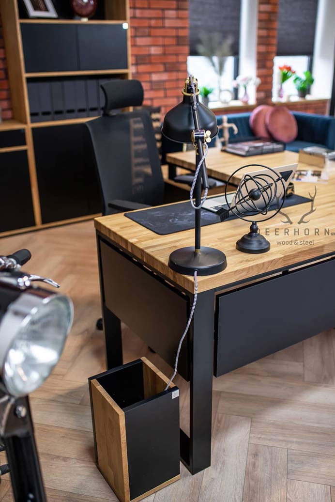 Bureau d'angle pour grand bureau avec plateau en bois, tiroirs et couvercles