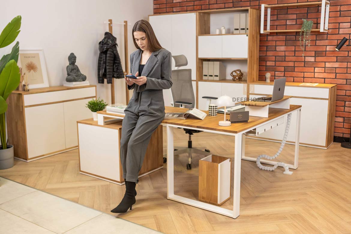 Bureau d'angle en bois blanc avec caisson et plateau mince de bureau