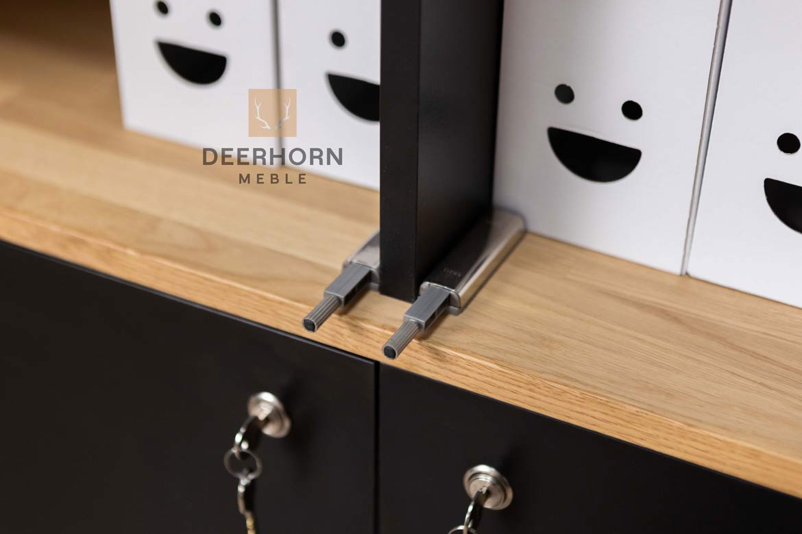 Armoire de bureau noire de la collection modern loft office slim