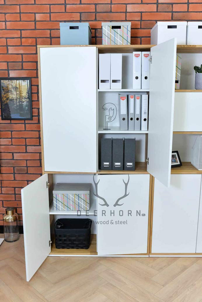 Armoire blanche à quatre portes pour bureau et loft slim