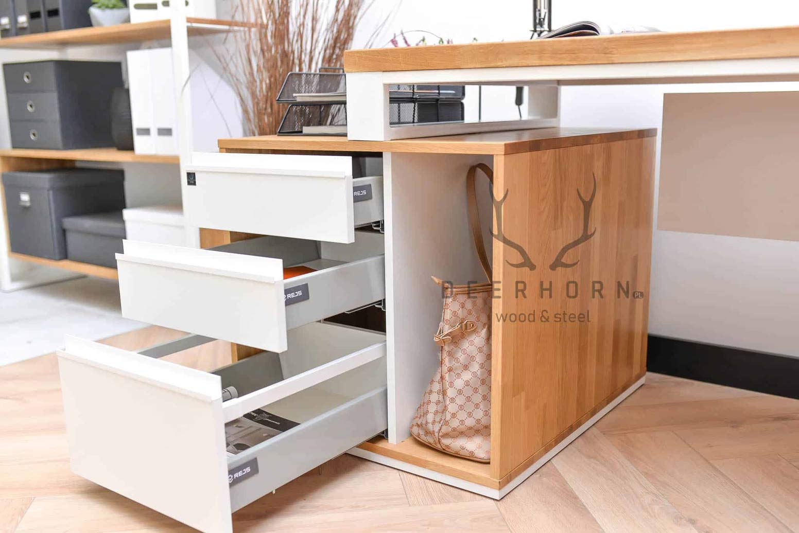 Bureau d'entreprise blanc avec plateau en bois Loft Office Plus Left