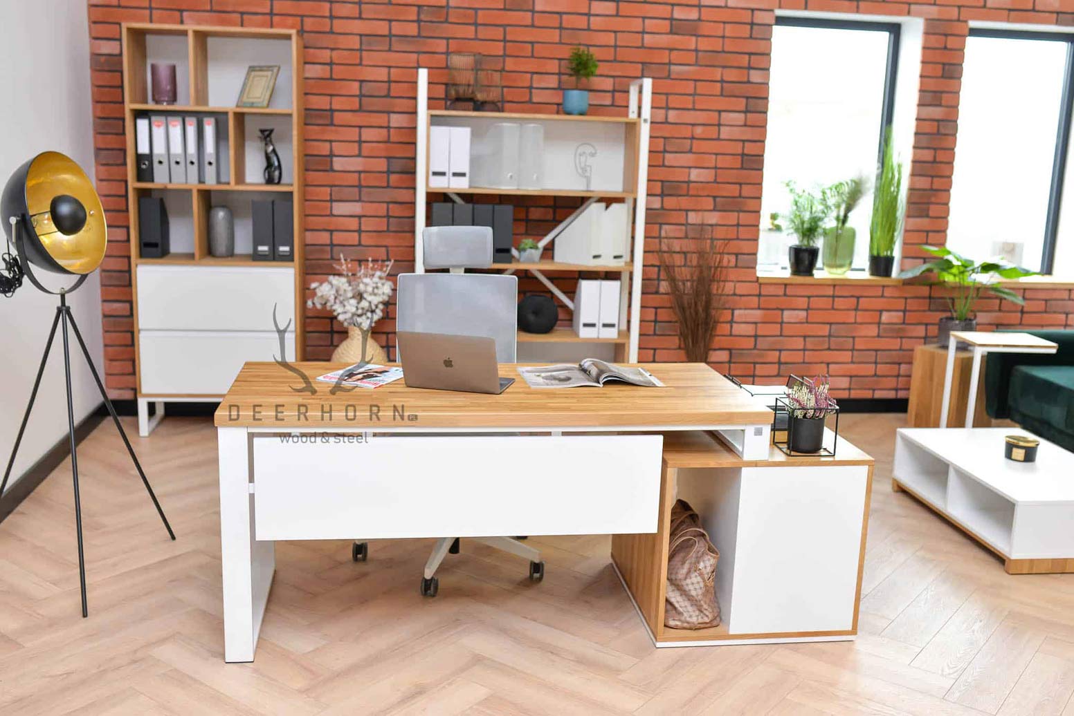 Bureau d'entreprise blanc avec plateau en bois Loft Office Plus Left