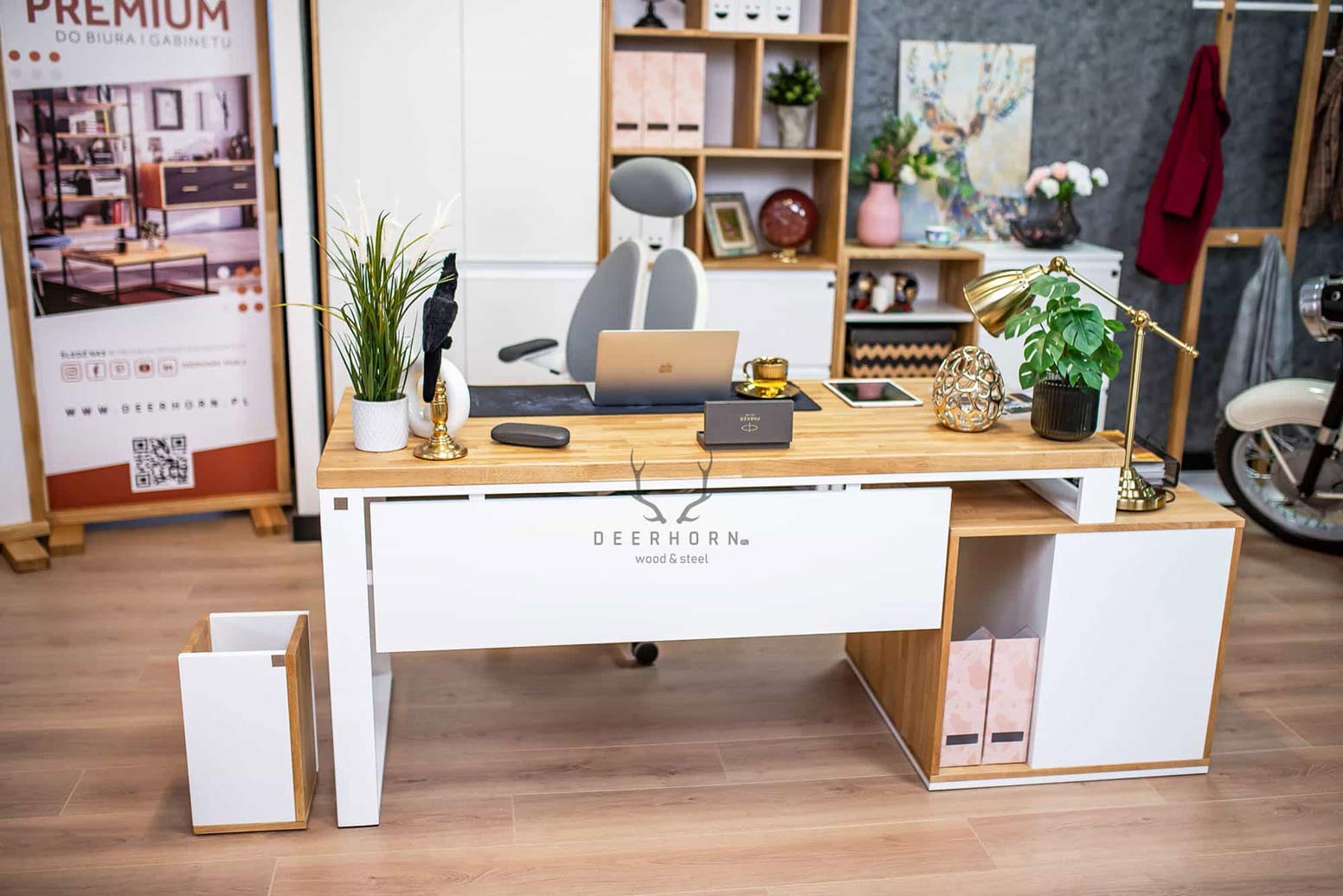 Bureau d'entreprise blanc avec plateau en bois Loft Office Plus Left