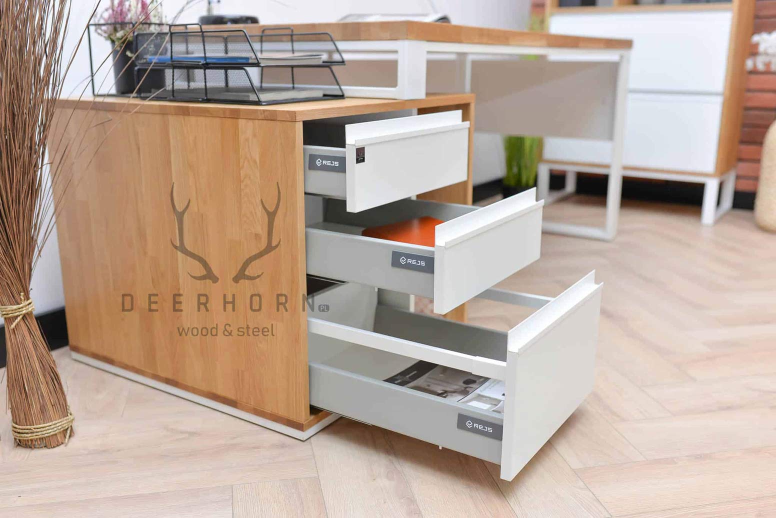 Bureau d'entreprise blanc avec plateau en bois Loft Office Plus Left