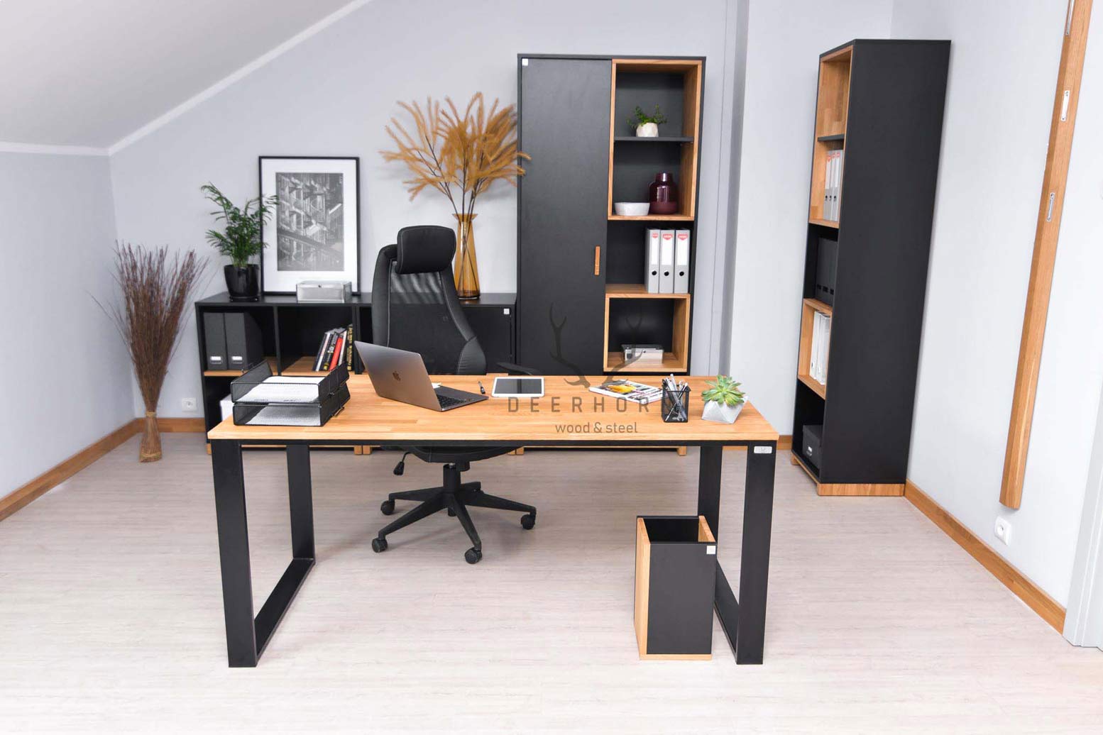 Grand bureau avec plateau plat en bois modern slim
