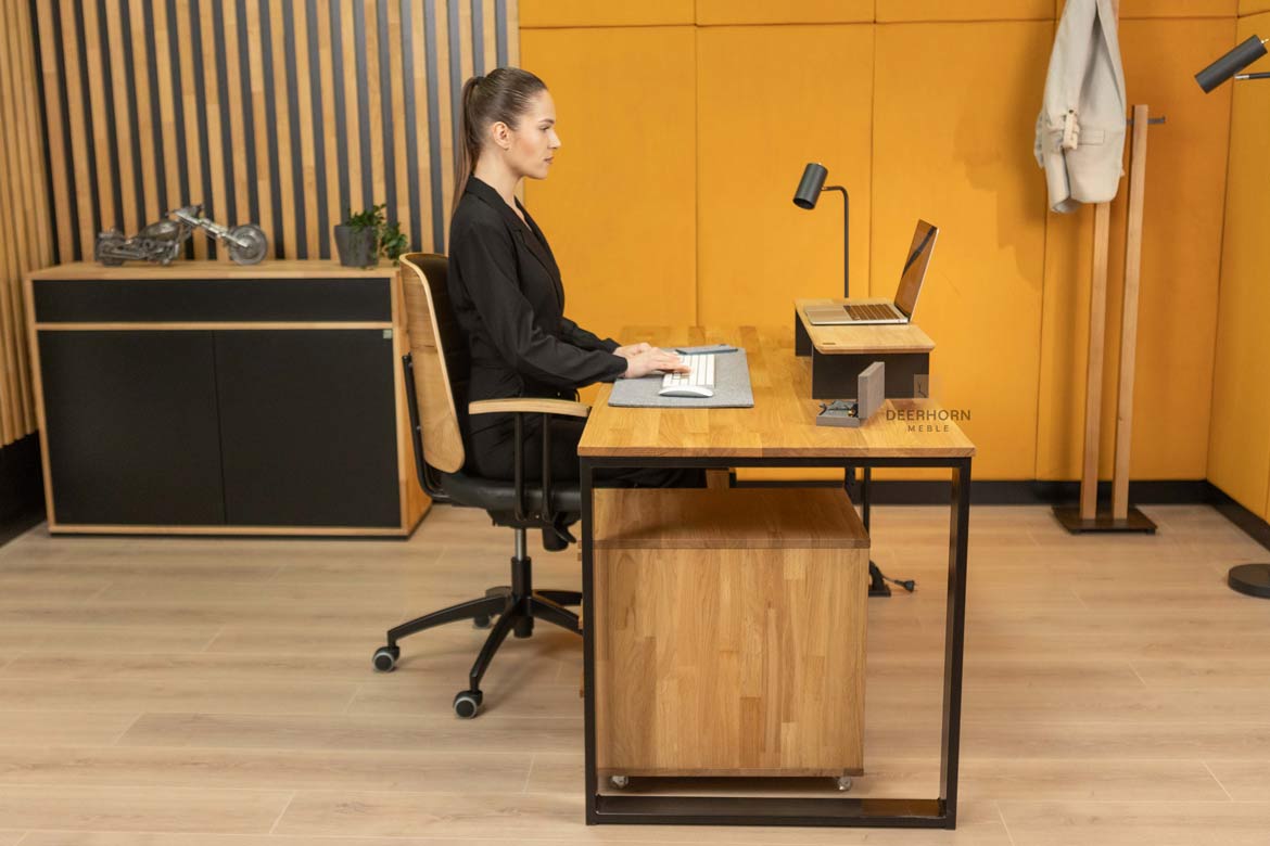 Grand bureau avec plateau plat en bois modern slim