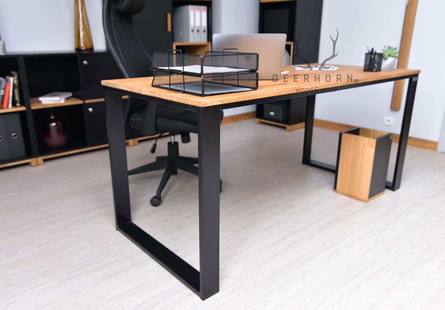 Grand bureau avec plateau plat en bois modern slim