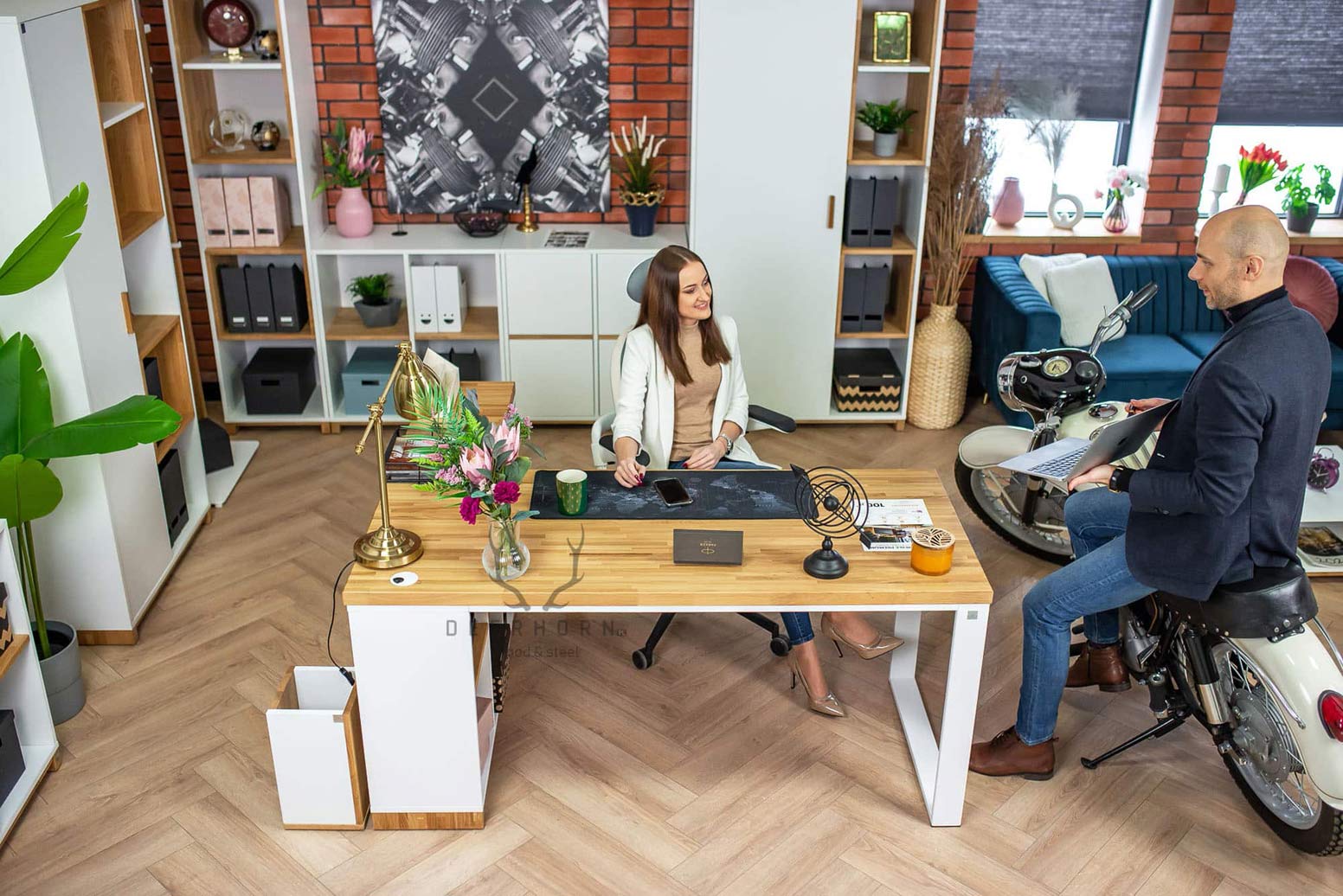 Bureau d'angle blanc en bois et métal "bureau moderne" côté droit