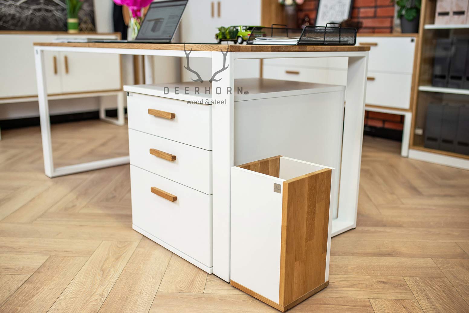 Bureau blanc avec plateau en bois 160x70cm plus caisson