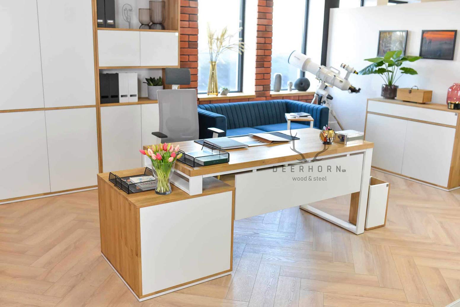 Bureau blanc avec couvercle pour bureau de femme ou bureau d'étude