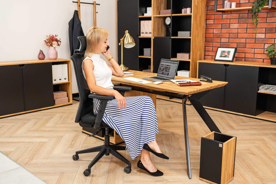 Bureau pour espace de bureau "Future active" court