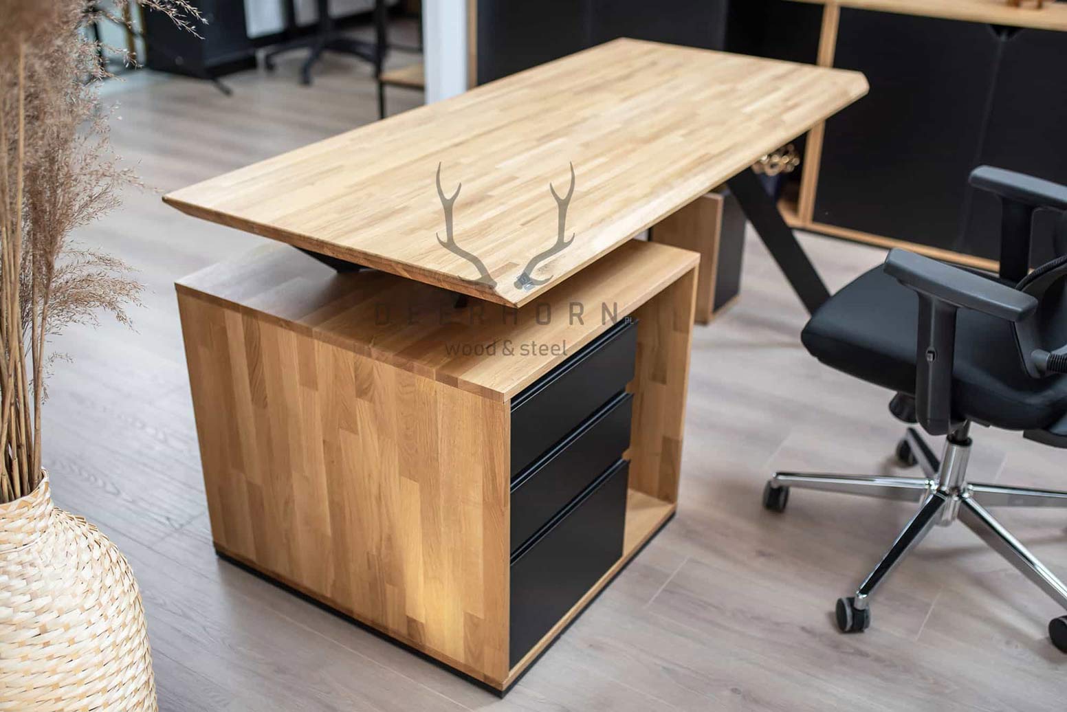 Bureau pour espace de bureau "Future active" court