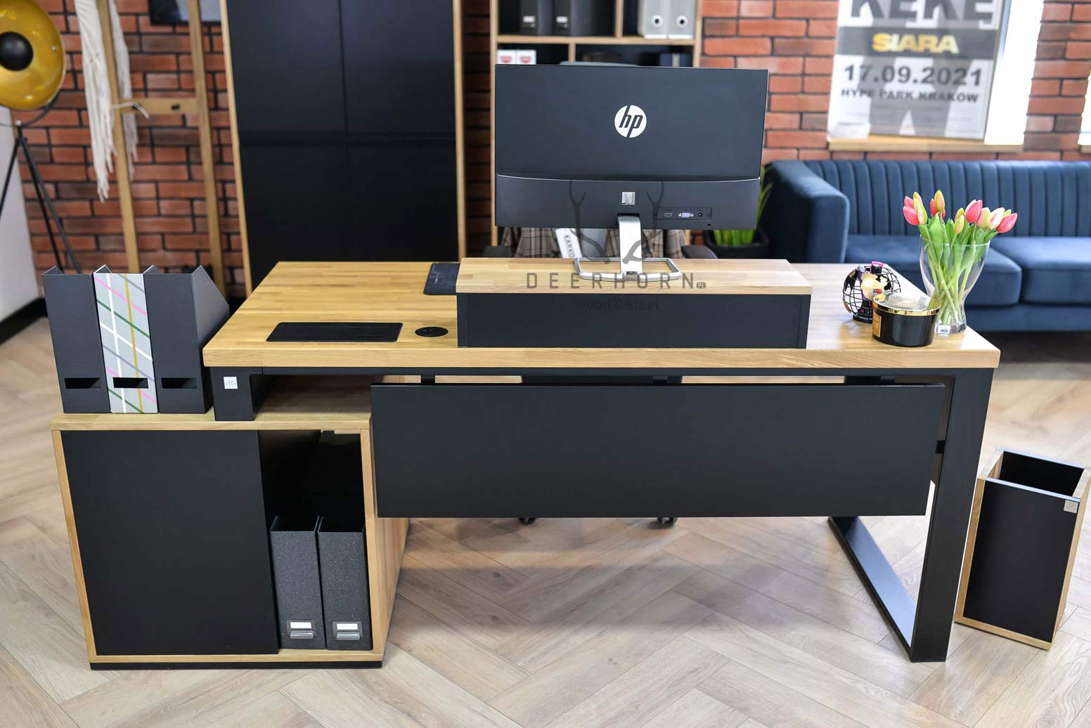 Bureau avec plan de travail pour écran loft industriel premium