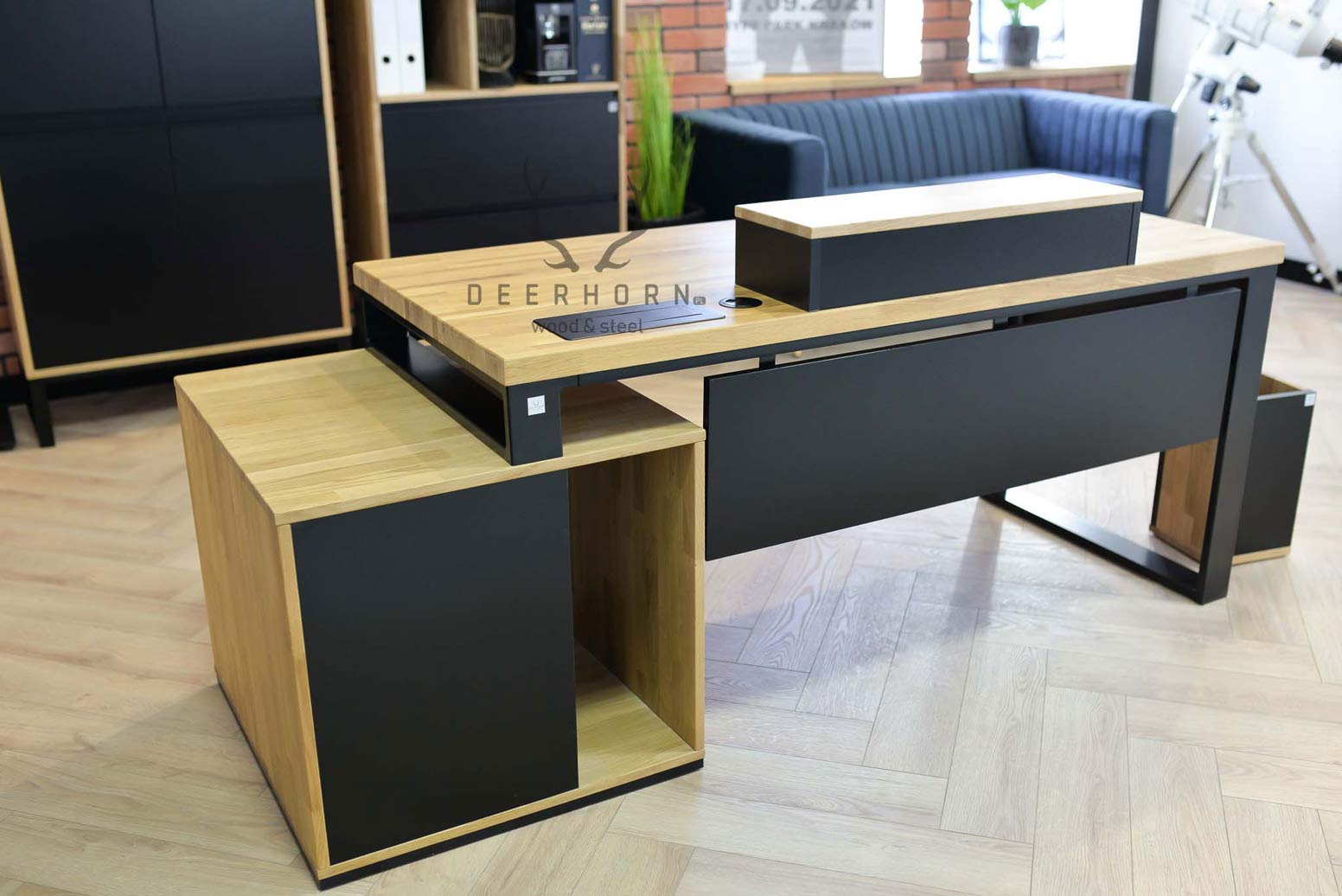 Bureau avec plan de travail pour écran loft industriel premium