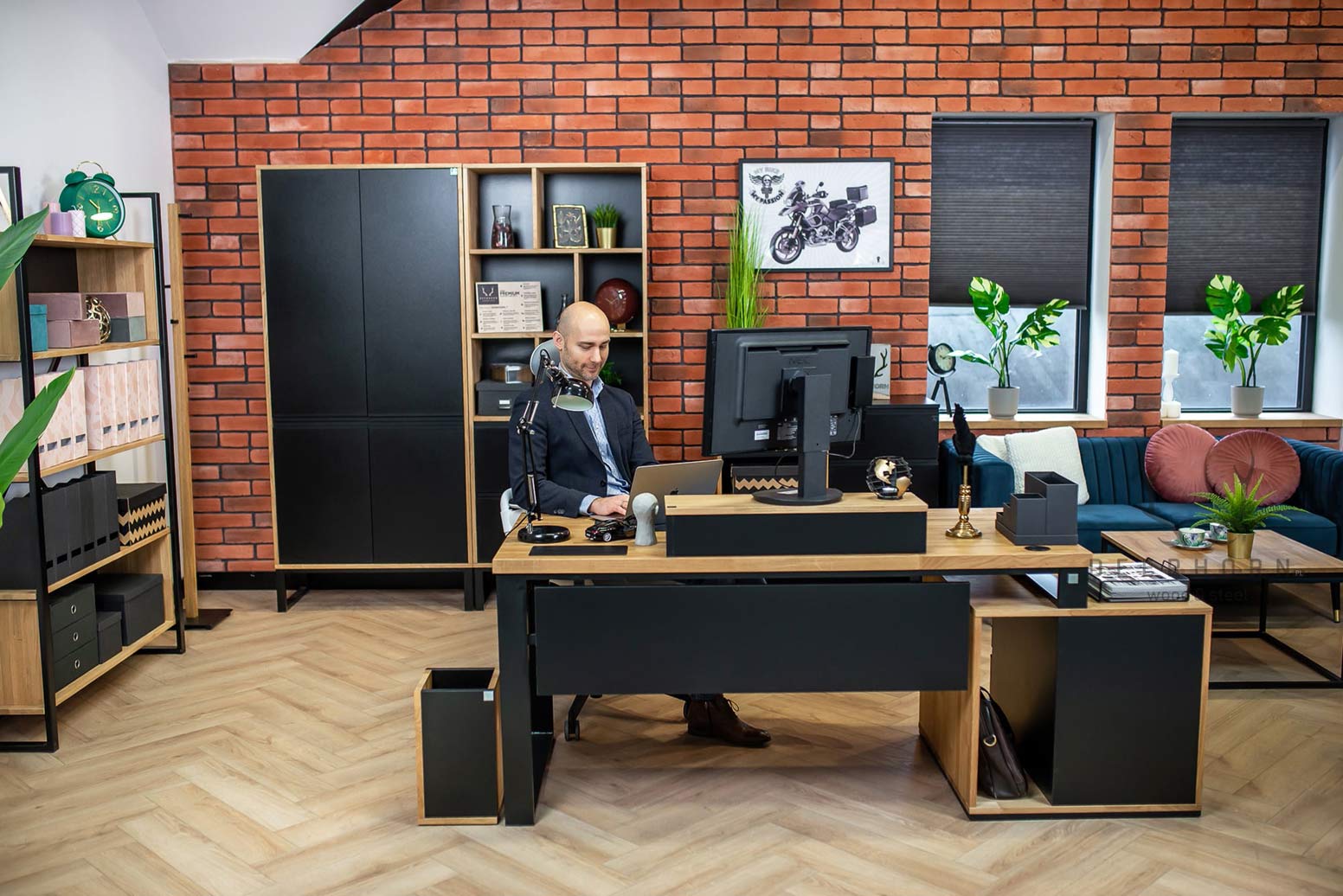 Bureau avec plan de travail pour écran loft industriel premium