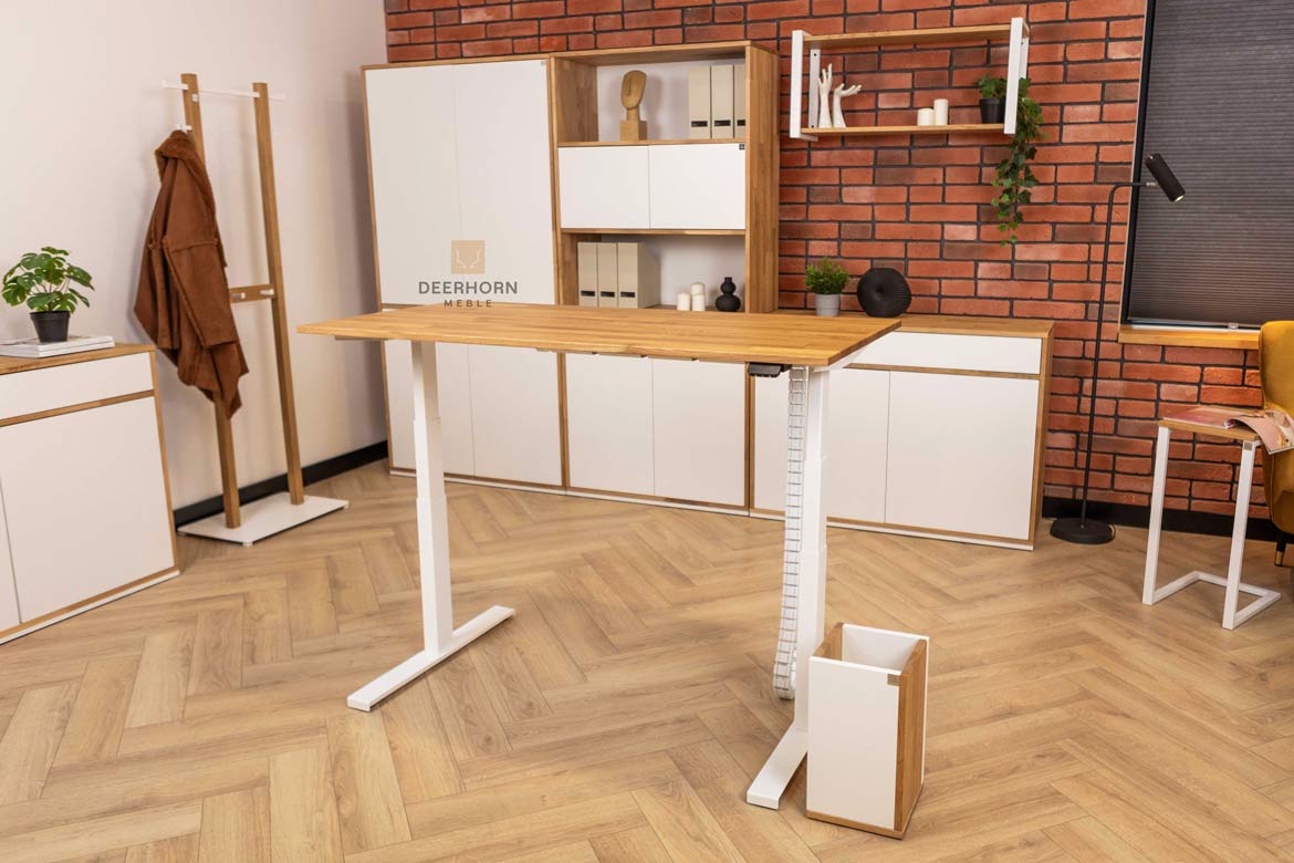 Weißer verstellbarer Holzschreibtisch Slim