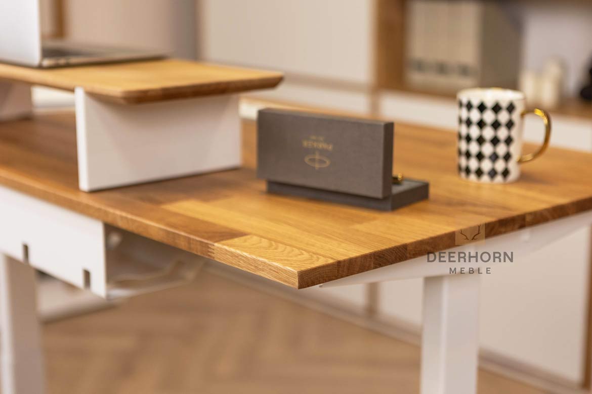 Weißer verstellbarer Holzschreibtisch Slim
