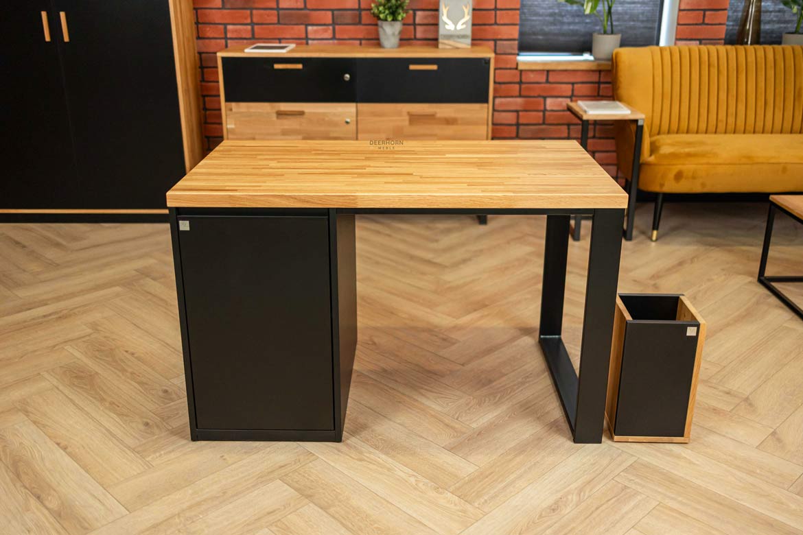Moderner ergonomischer Jugendschreibtisch mit linkem Schrank