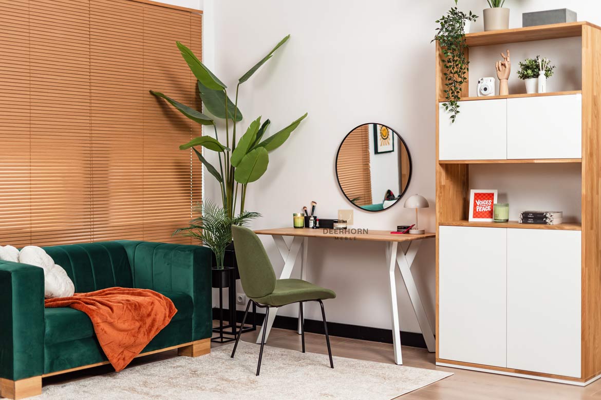 Toilettenartikel für ein Mädchen im Teenageralter für ein kleines Zimmer