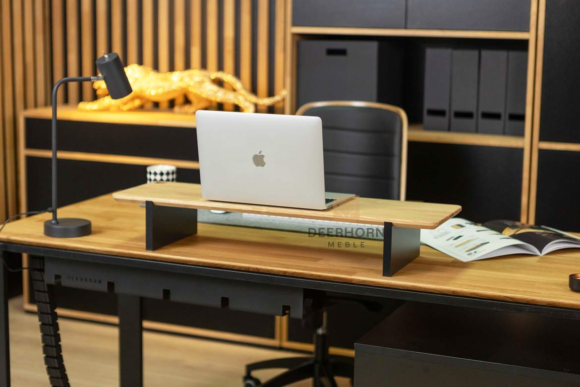 Schreibtisch für Büro und Heimarbeit mit hinterschnittener Holzplatte mit Schrank
