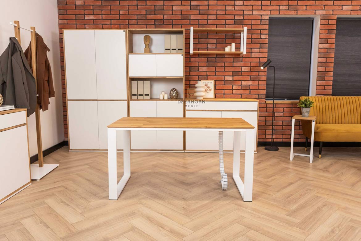 Weißer Schreibtisch für Verwaltungs- und Kundendienstbüros mit schlanker Platte und Unterschnitt