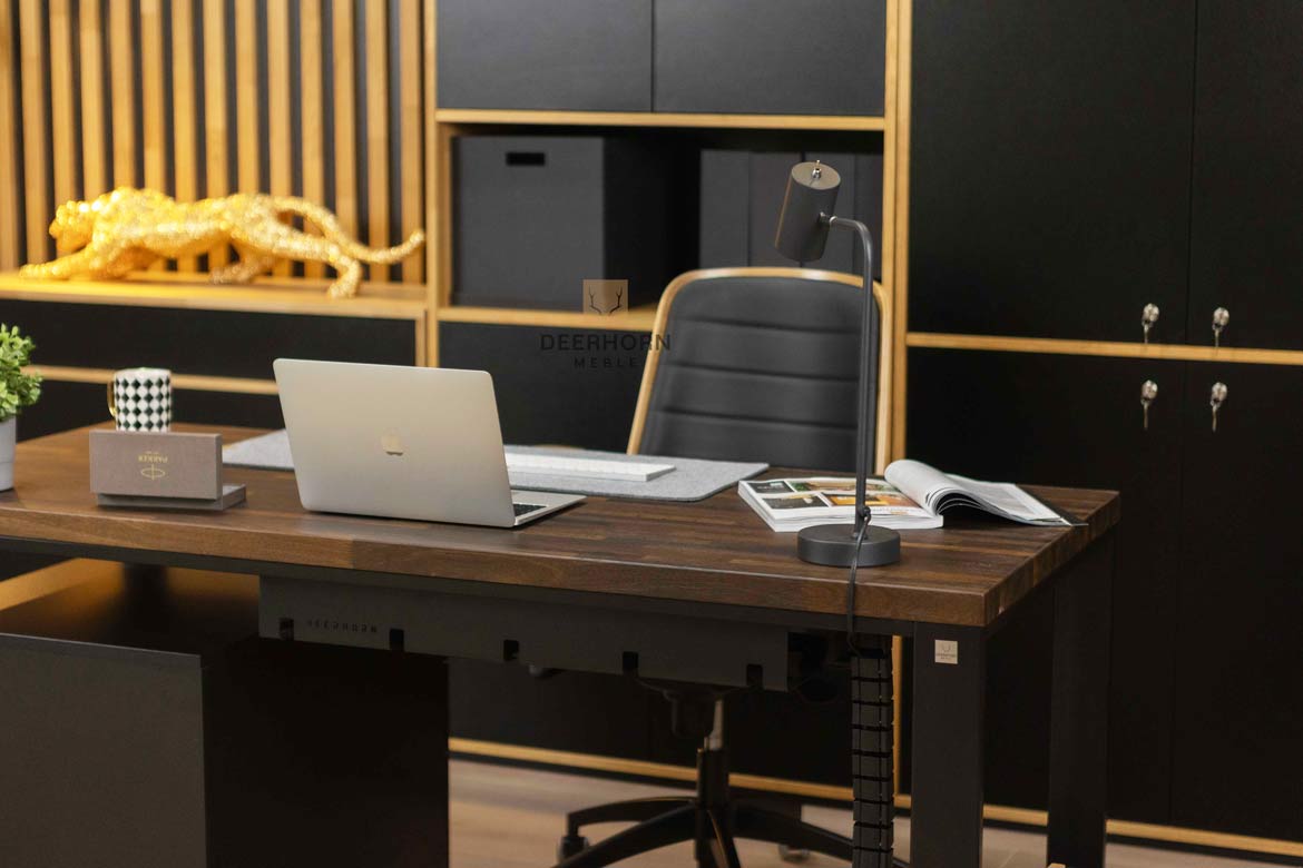 Schwarzer Schreibtisch für Büro in Massivholz modern und Untertischschrank