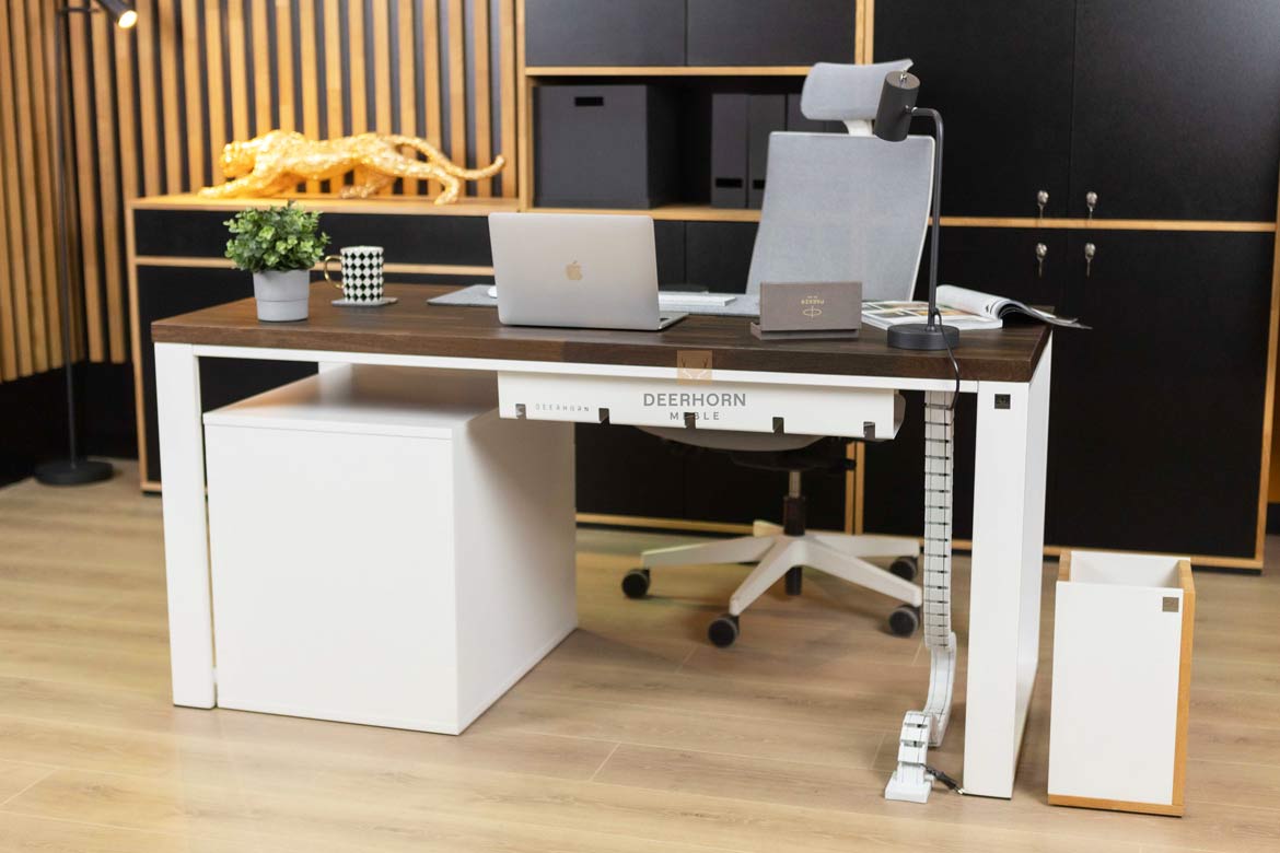 Weißer Hybrid-Arbeitstisch mit Schubladen und eichenbrauner Platte