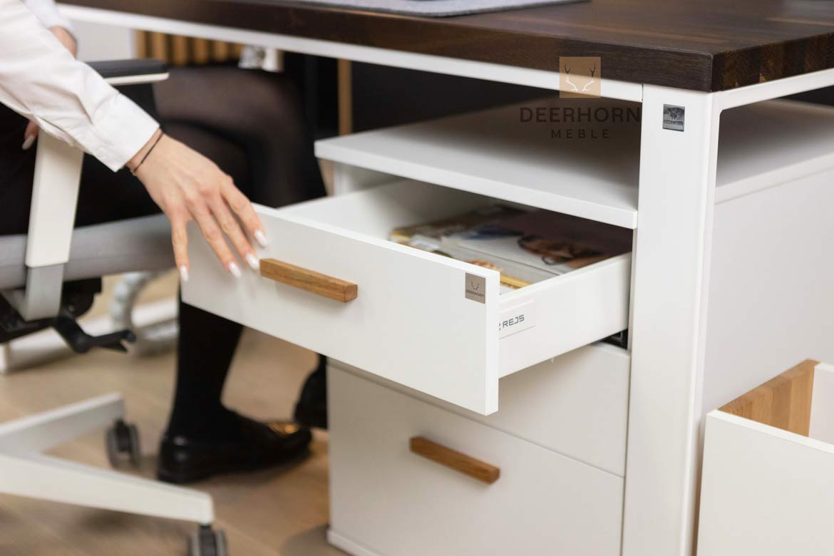 Weißer Hybrid-Arbeitstisch mit Schubladen und eichenbrauner Platte