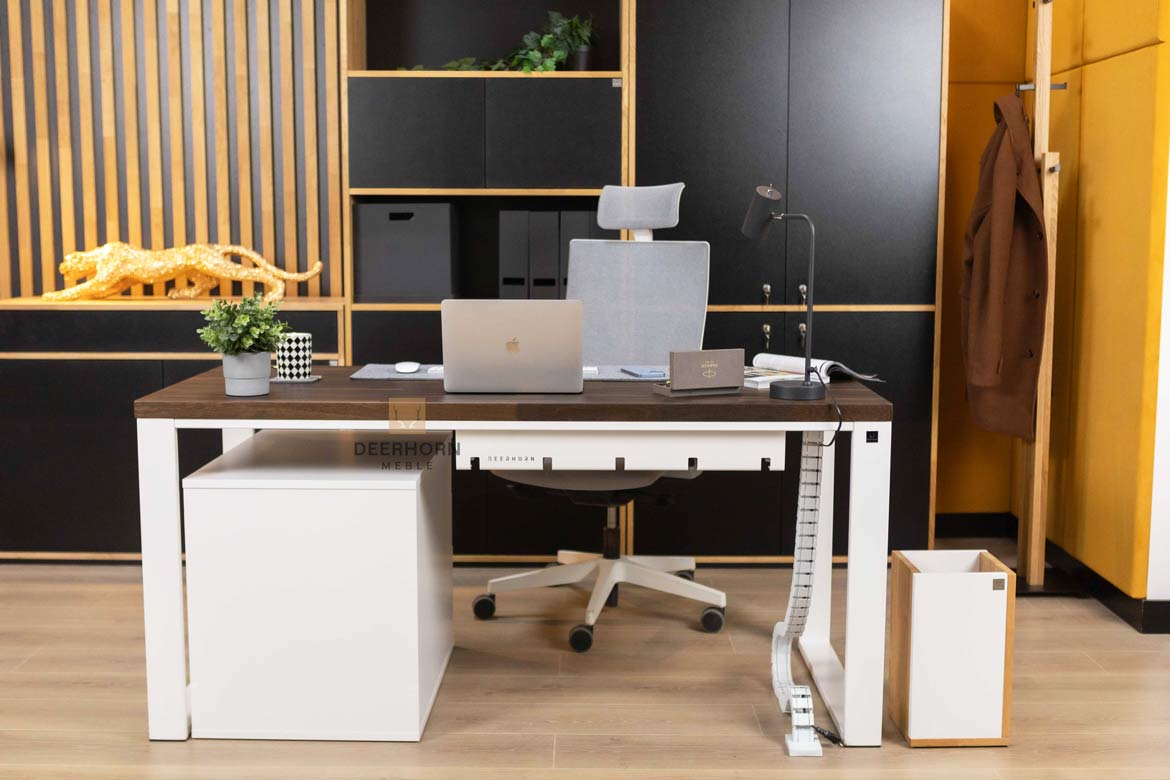 Weißer Hybrid-Arbeitstisch mit Schubladen und eichenbrauner Platte