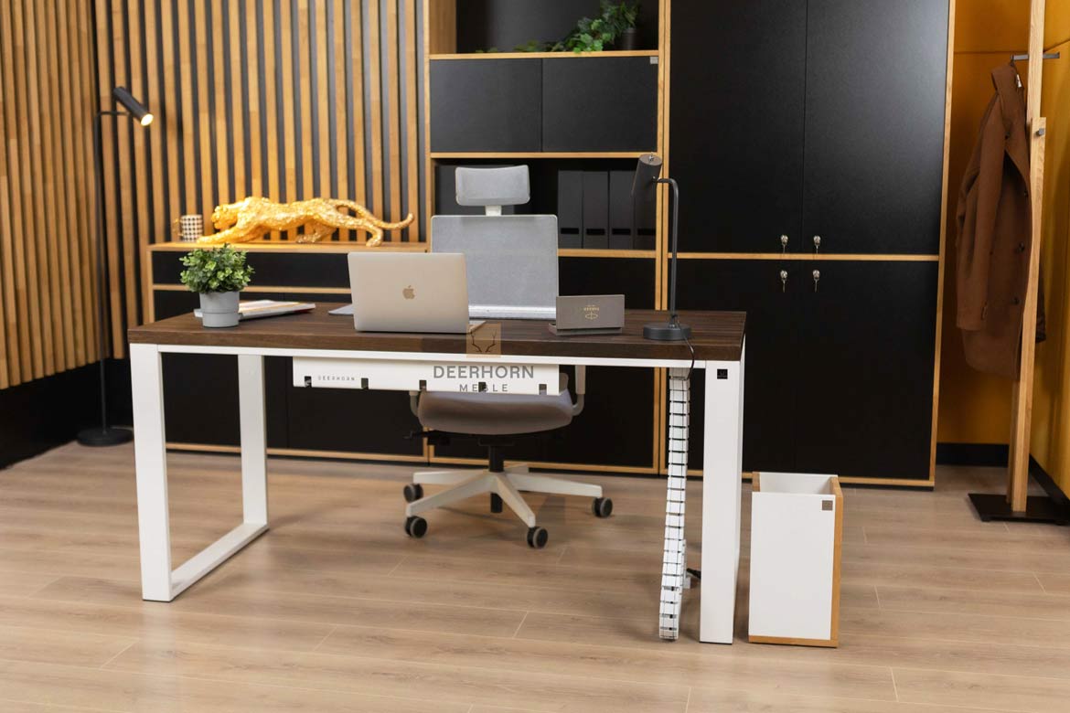 Schreibtisch für Büro weiß mit brauner Holzplatte