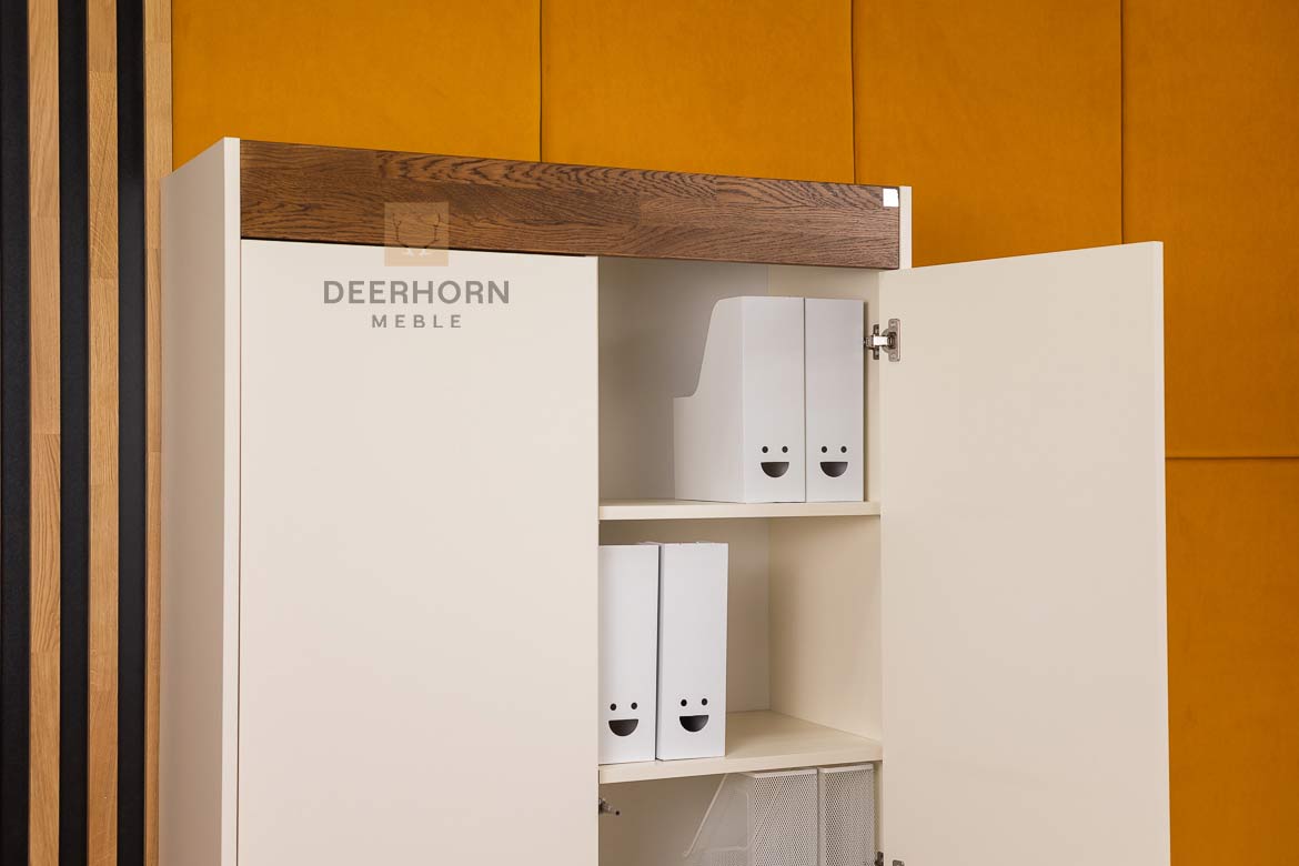 Zweitüriger Kleiderschrank mit Einlegeböden Prestige Office
