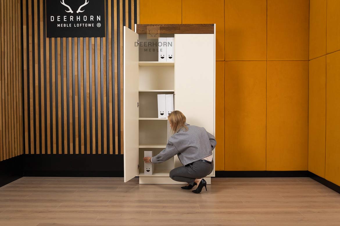 Zweitüriger Kleiderschrank mit Einlegeböden Prestige Office