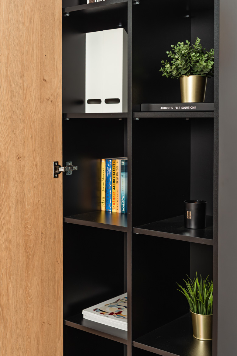 Büro-Aktenschrank schwarz mit Holzmaserungselementen