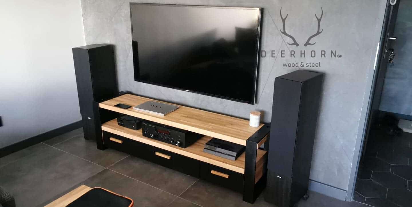 Moderner RTV-Schrank mit Schubladen aus Holz und Metall