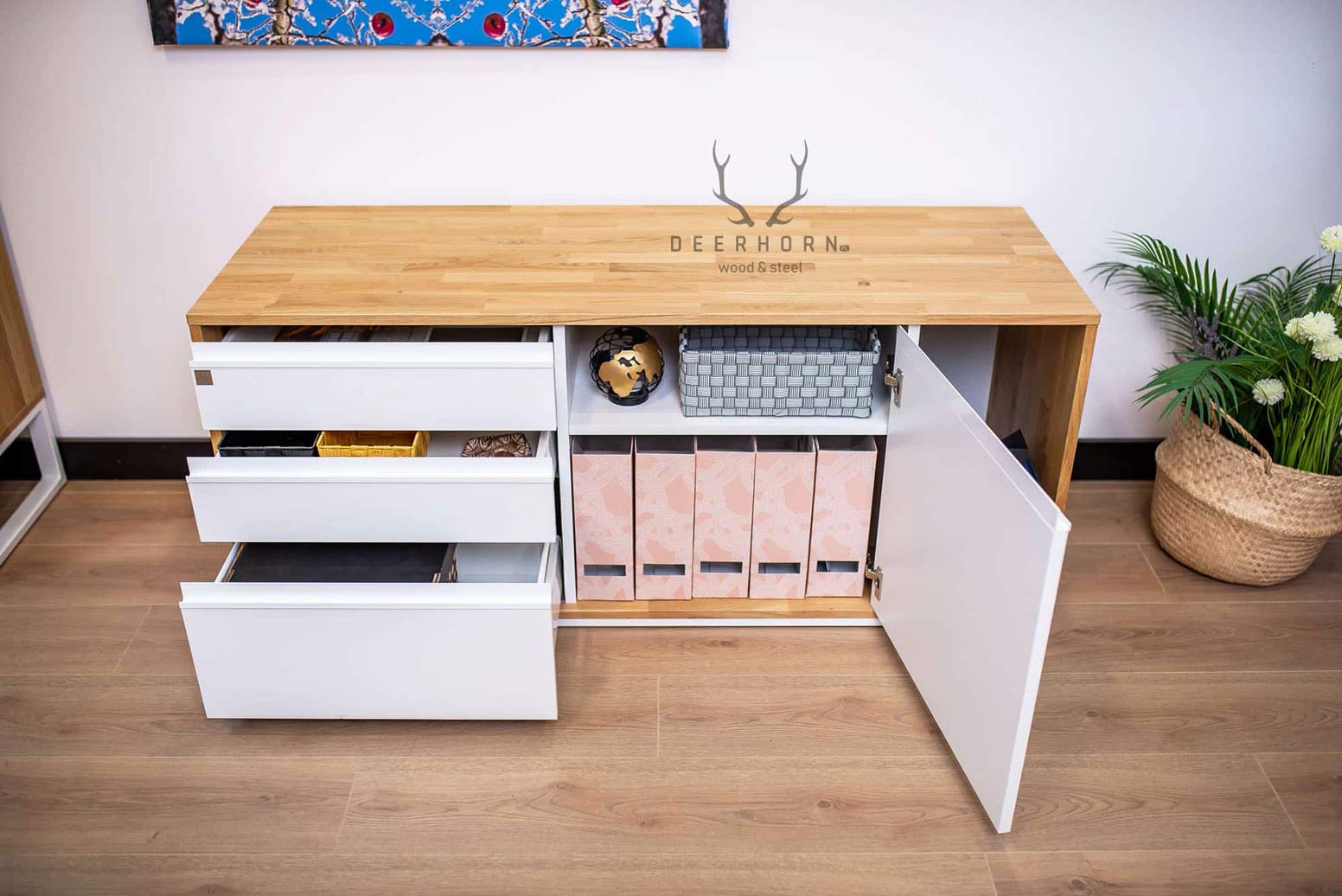 Weißer Sockel mit Schubladen, Schreibtischschrank Loft Office Plus - links