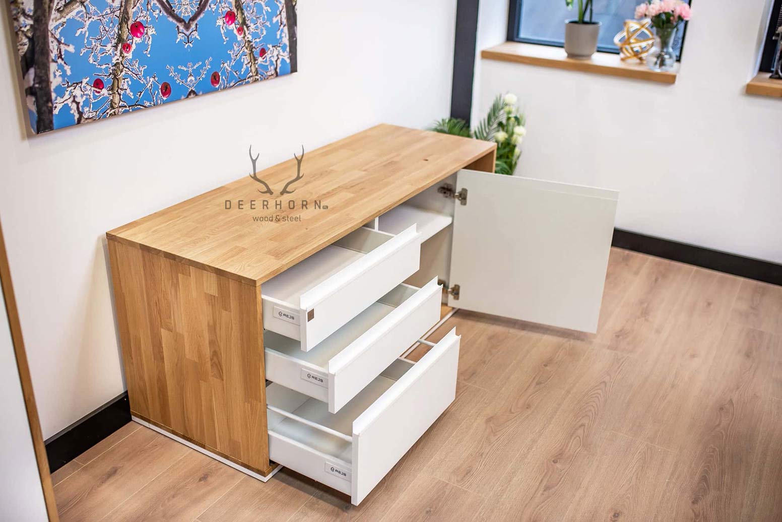Weißer Sockel mit Schubladen, Schreibtischschrank Loft Office Plus - links