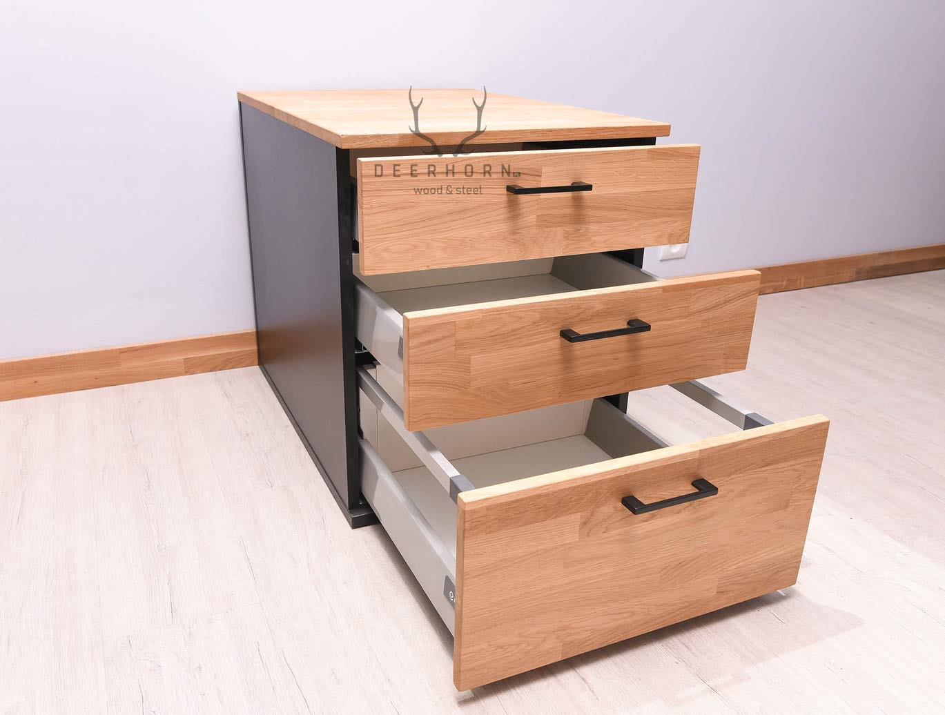 Eichenholzsockel mit Schubladen für Schreibtisch mit Holzplatte