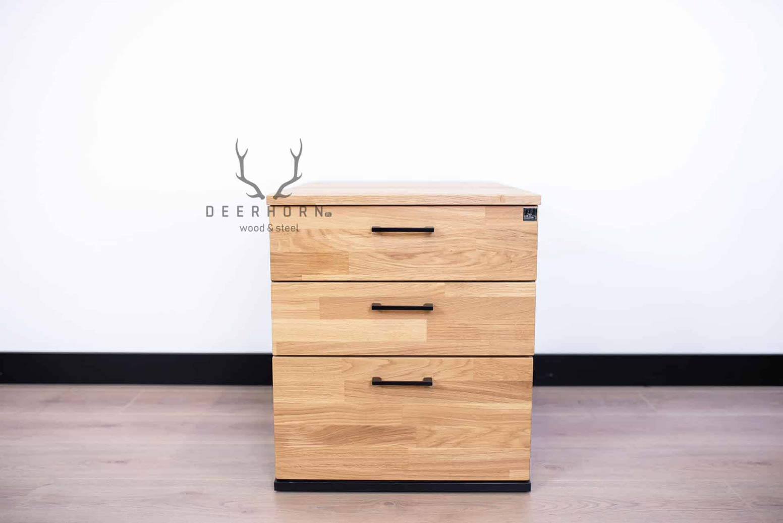 Eichenholzsockel mit Schubladen für Schreibtisch mit Holzplatte