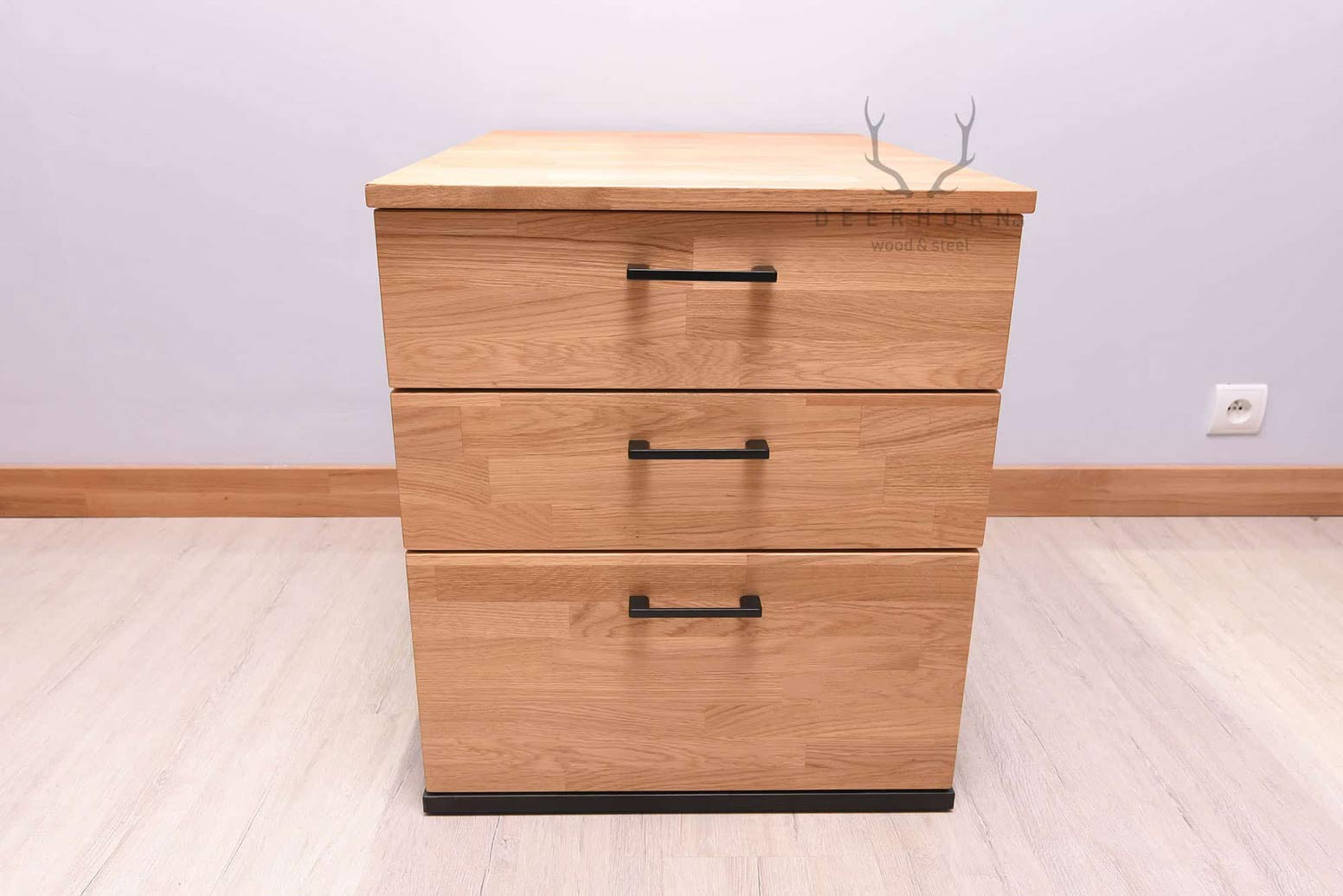 Eichenholzsockel mit Schubladen für Schreibtisch mit Holzplatte