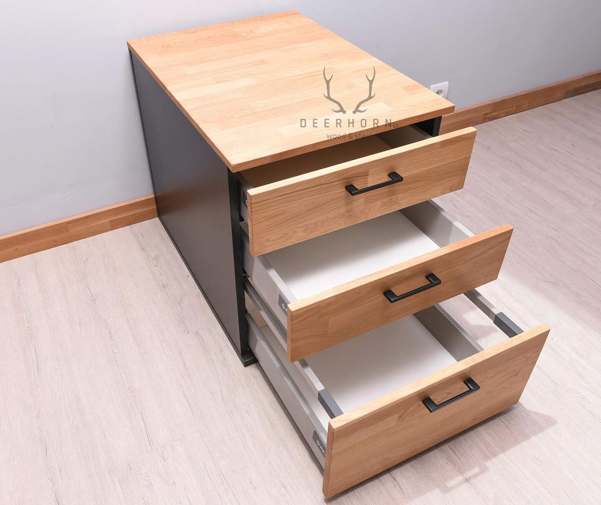 Eichenholzsockel mit Schubladen für Schreibtisch mit Holzplatte