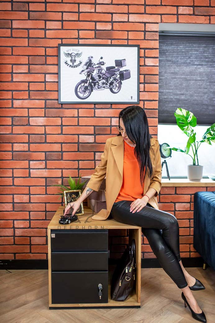 Mobiler Holzcontainer mit Schubladen loft office plus - links