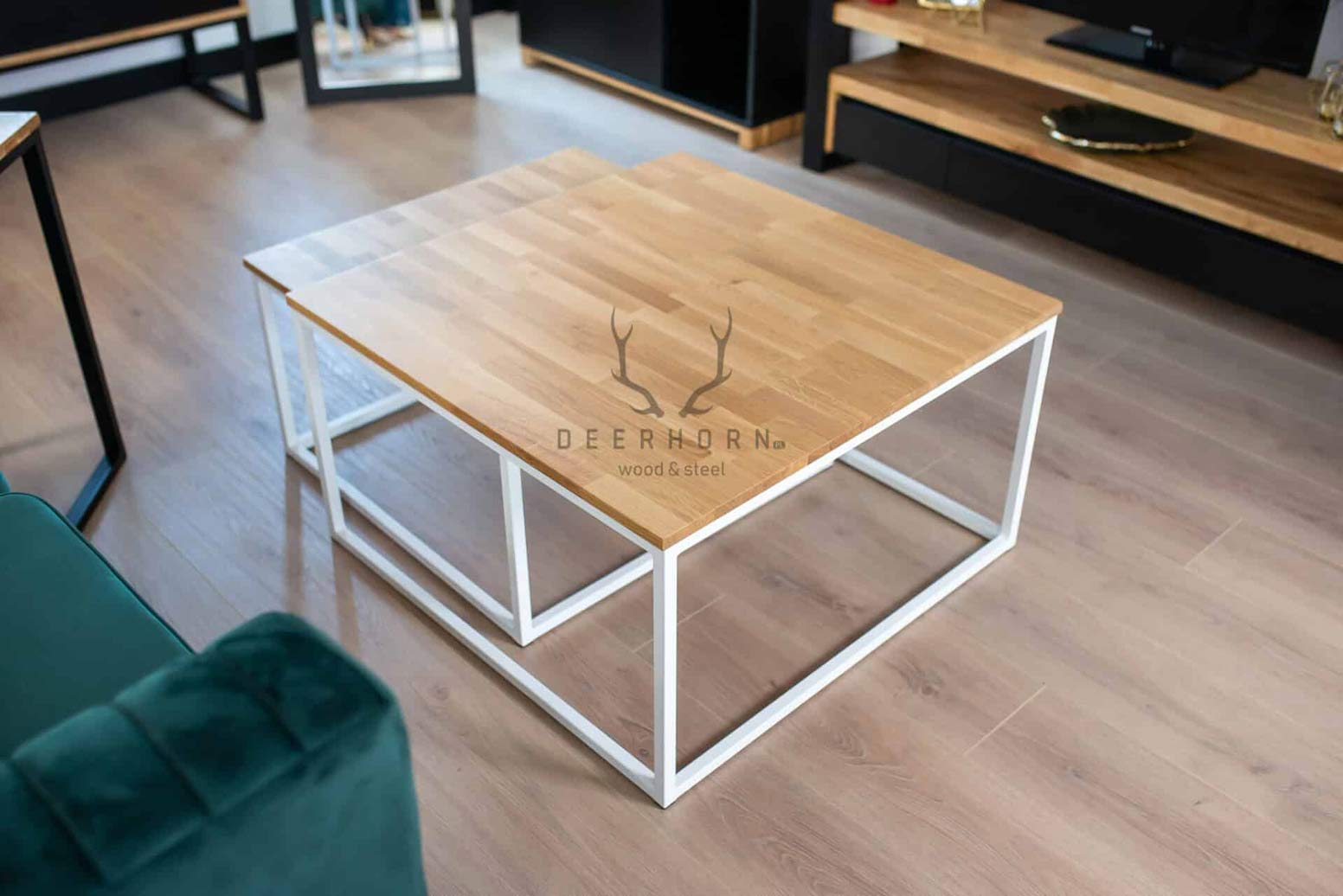 Weiße Loft Industrie Couchtische aus Holz und Metall 80×80 + 70x70cm